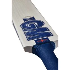 GM Brava 606 Cricket Bat -Sports Ball Store Brava Bat Face scaled 1