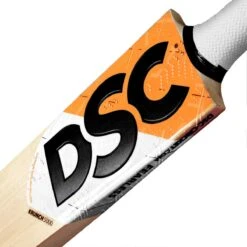 Krunch 5000 Junior Cricket Bat -Sports Ball Store DSC Krunch 5000 Cricket Bat 2022 close up