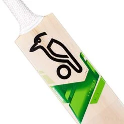 Kahuna 7.1 Junior Cricket Bat 2022 -Sports Ball Store Kookaburra Kahuna 7.1 Cricket Bat 2022 close