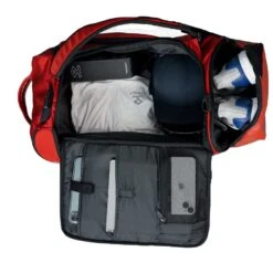 Holdall 2.0 Red -Sports Ball Store Shrey Hockey Player 2.0 Bag Red open